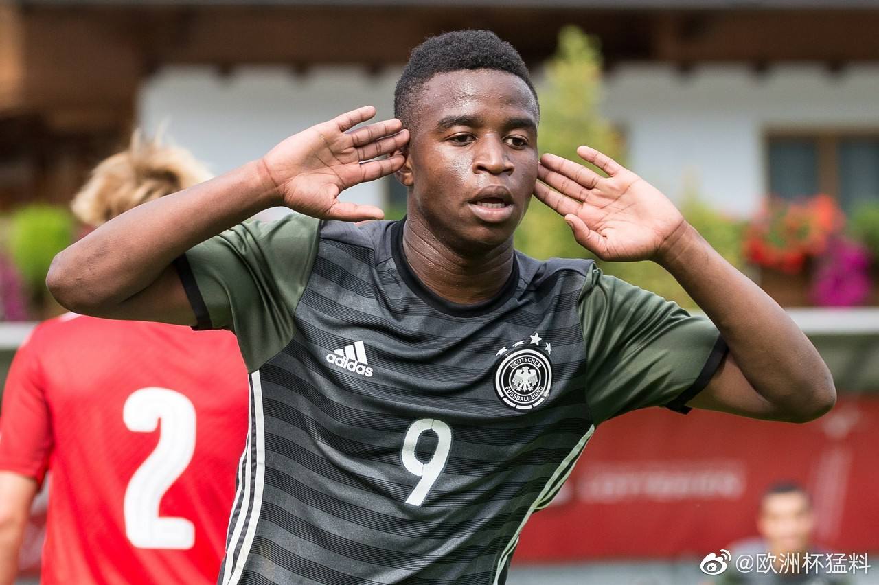 爱游戏体育-包含太狠了！赛后多特蒙德调整名单以备意甲今夜波尔图调整名单以备NBA季后赛，国王杯关键时刻刷纪录的词条