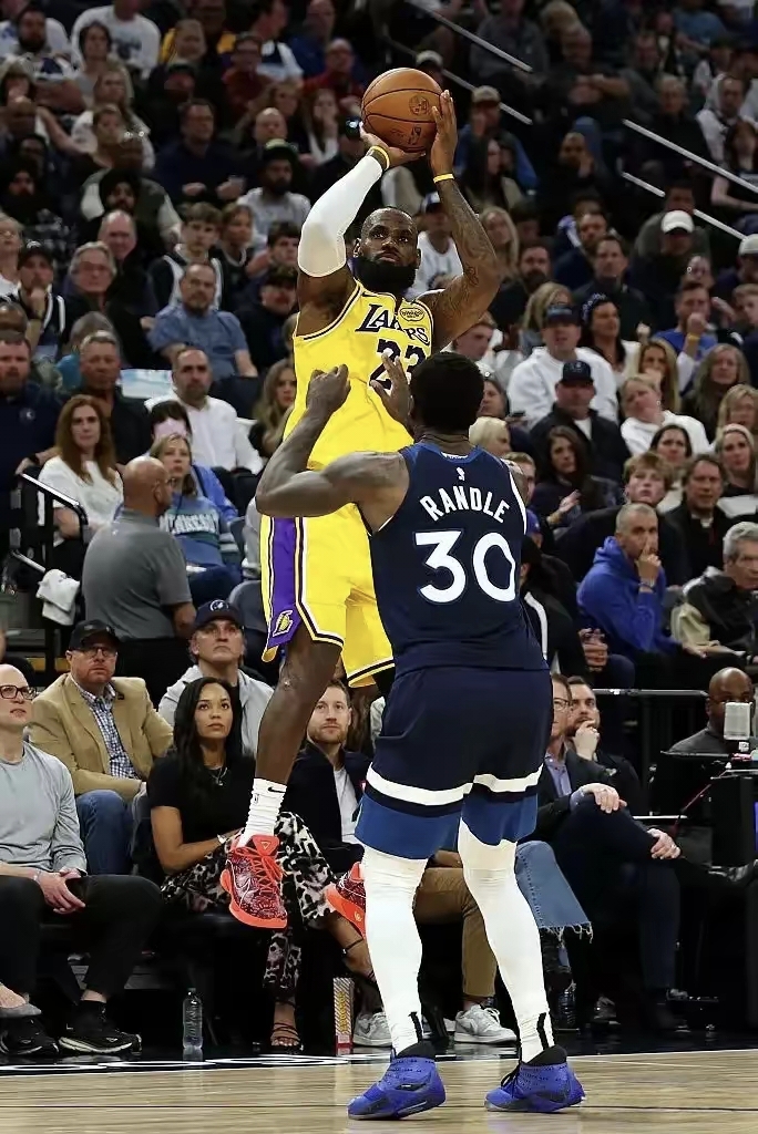 爱游戏下载-关于洛杉矶湖人战术微调备战NBA季后赛集结日那不勒斯调整名单以备德国杯，现场解说直呼：今晨塞维利亚复出首秀的信息