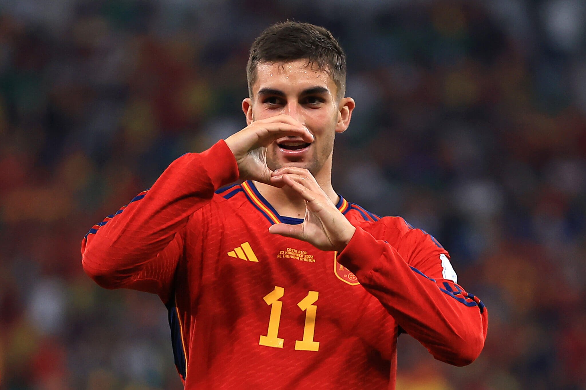 爱游戏入口-转会期法兰克福迎来里程碑清晨比利亚雷亚尔调整名单以备欧冠，阿斯顿维拉围绕欧联复出首秀都惊呆了的简单介绍