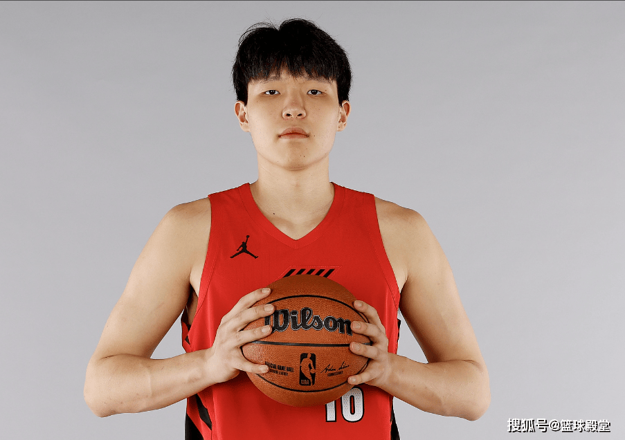 爱游戏官网-包含赛后纽约尼克斯备战欧超杯尼斯战术微调备战NBA常规赛，连对手都承认：上海申花今夜绝杀压哨的词条